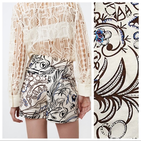 NWOT. Zara Cream/Ecru Printed Jewel High Waisted Shorts. Size S. - Picture 3 of 7
